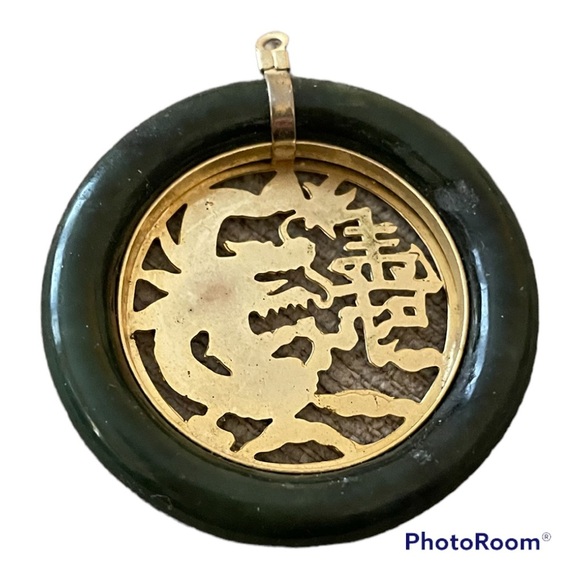 Vintage jade pendant gold tone Chinese design - Picture 2 of 2
